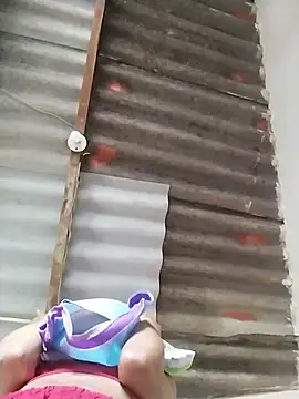 Snapshot of AlexaWarner chatting on November 6, 4:08 pm AlexaWarner online show from November 6, 4:08 pm