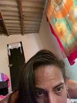 Snapshot of AlexaWarner chatting on February 3, 4:01 pm AlexaWarner online show from February 3, 4:01 pm