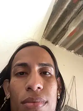 Snapshot of AlexaWarner chatting on February 18, 4:03 pm AlexaWarner online show from February 18, 4:03 pm