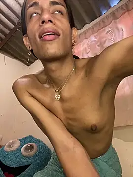 Snapshot of AlexaWarner chatting on February 21, 4:08 pm AlexaWarner online show from February 21, 4:08 pm