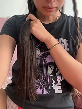 Snapshot of AlessiaVix chatting on July 30, 6:18 pm AlessiaVix online show from July 30, 6:18 pm