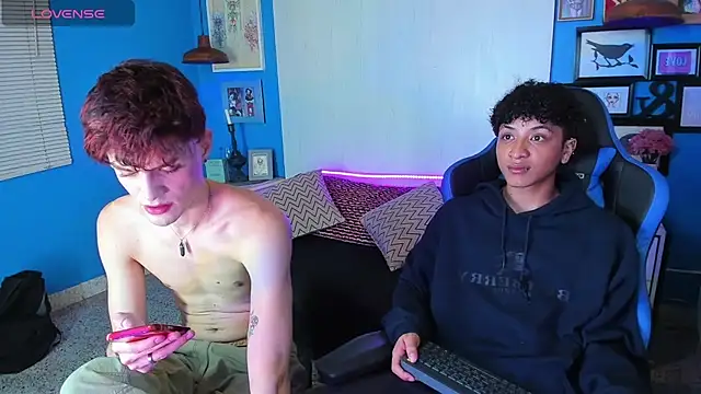 VladHellsing4 online show from January 31, 2:17 pm