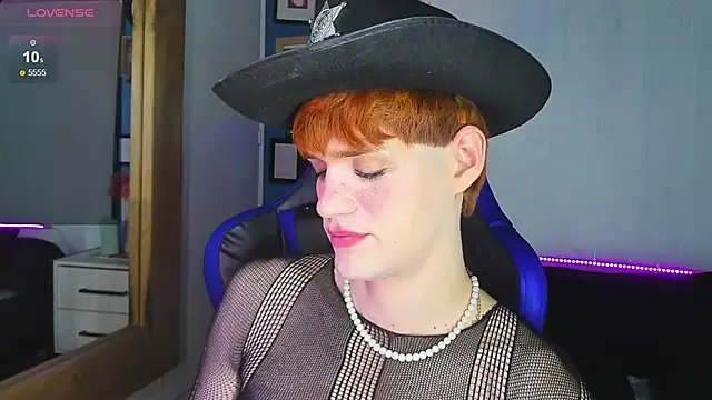 VladHellsing4 online show from September 19, 2:51 pm