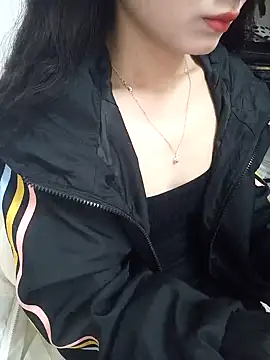 Snapshot of Lovely_kute chatting on February 17, 2:04 pm Lovely kute online show from February 17, 2:04 pm