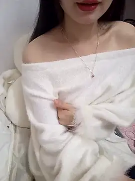 Snapshot of Lovely_kute chatting on February 24, 4:27 am Lovely kute online show from February 24, 4:27 am