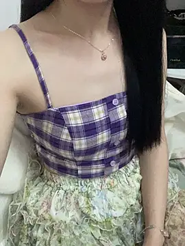 Snapshot of Lovely_kute chatting on March 4, 8:35 am Lovely kute online show from March 4, 8:35 am