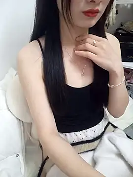 Snapshot of Lovely_kute chatting on March 6, 3:45 pm Lovely kute online show from March 6, 3:45 pm