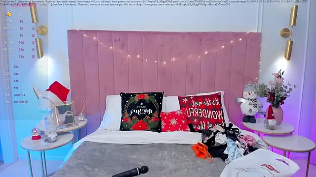 MilaVoxx online show from December 13, 6:00 am