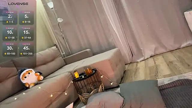 Eva Eva  online show from January 19, 11:00 pm