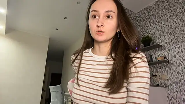 Eva Eva  online show from February 24, 5:42 pm