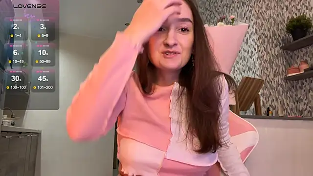 Eva Eva  online show from March 22, 6:58 pm