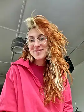 Snapshot of Afrania chatting on December 11, 2:33 pm Afrania online show from December 11, 2:33 pm