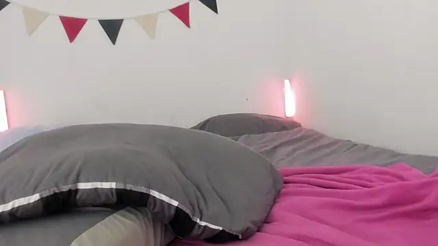 MiaDavis21 online show from October 9, 5:33 pm