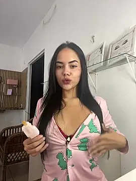 vicky tt online show from March 10, 2:05 pm