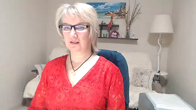 FleurMays online show from February 4, 5:13 am