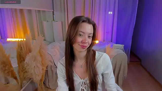 Goldy Grace  online show from January 24, 11:15 am