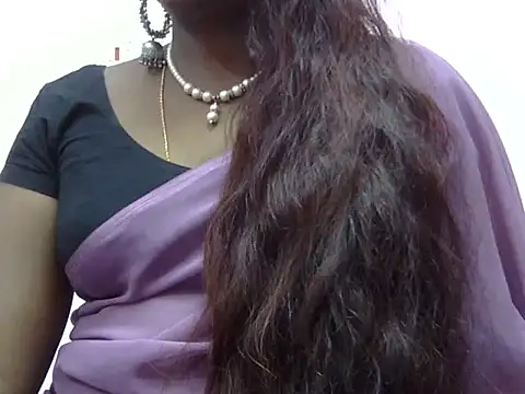 Hot akshara online show from January 9, 5:10 am