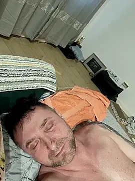 Snapshot of KolegaNudziarz chatting on February 26, 4:17 pm KolegaNudziarz online show from February 26, 4:17 pm