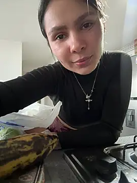 SofiaG  online show from February 21, 10:37 pm