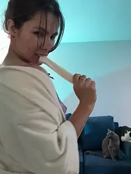 SofiaG  online show from March 5, 1:10 am