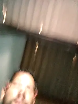 Snapshot of lele9457 chatting on February 1, 8:05 pm lele9457 online show from February 1, 8:05 pm