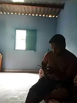 Snapshot of lele9457 chatting on February 15, 4:01 pm lele9457 online show from February 15, 4:01 pm