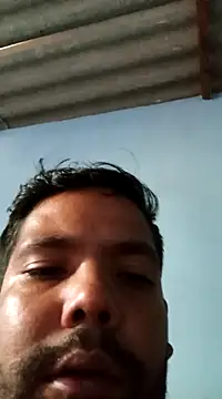 Snapshot of lele9457 chatting on February 21, 11:32 pm lele9457 online show from February 21, 11:32 pm