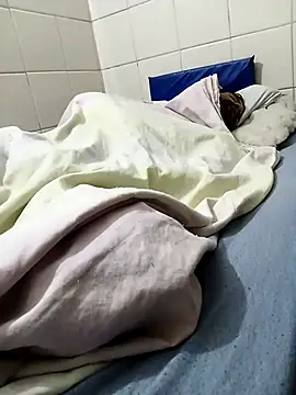 Snapshot of lele9457 chatting on October 30, 10:06 am lele9457 online show from October 30, 10:06 am