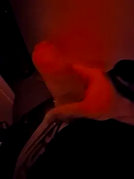 Snapshot of alpha_hard chatting on October 5, 10:18 pm alpha hard online show from October 5, 10:18 pm