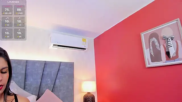 Snapshot of Ada__lee_ chatting on February 11, 1:32 am Ada lee online show from February 11, 1:32 am