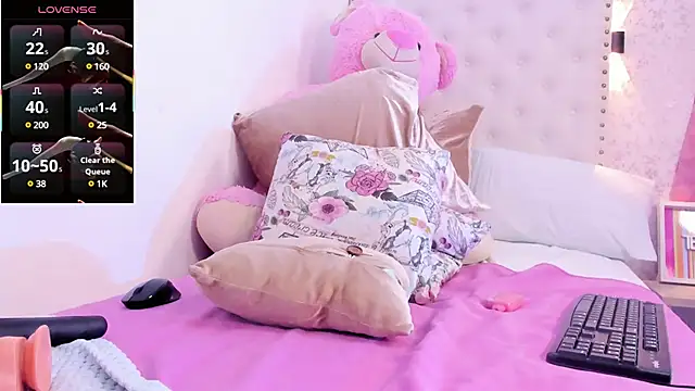 kaylin jann online show from January 17, 1:36 am