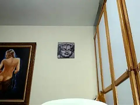 Snapshot of nicolay_74 chatting on January 15, 1:34 am nicolay 74 online show from January 15, 1:34 am