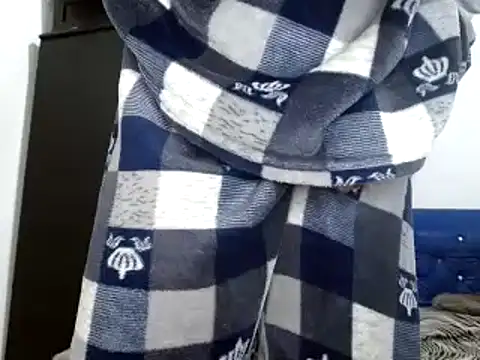 Snapshot of miriam775 chatting on December 2, 2:30 pm miriam775 online show from December 2, 2:30 pm