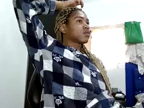 Snapshot of miriam775 chatting on January 10, 2:55 pm miriam775 online show from January 10, 2:55 pm