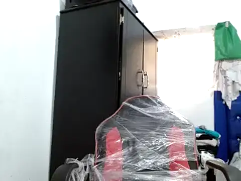 Snapshot of miriam775 chatting on January 15, 2:46 pm miriam775 online show from January 15, 2:46 pm