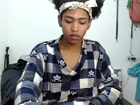 Snapshot of miriam775 chatting on September 8, 3:00 pm miriam775 online show from September 8, 3:00 pm