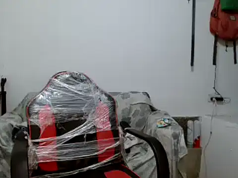 Snapshot of miriam775 chatting on September 11, 5:51 am miriam775 online show from September 11, 5:51 am