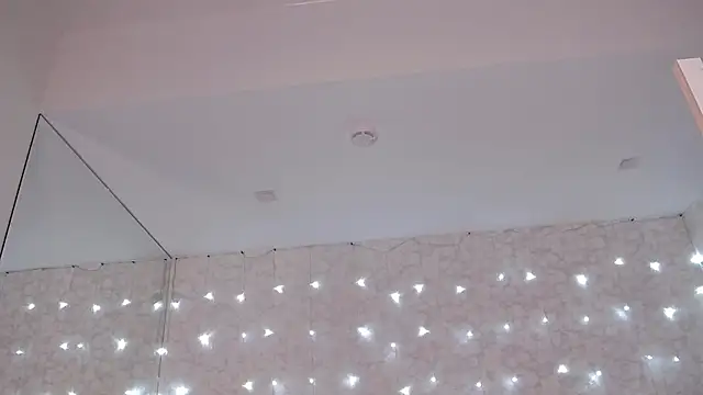 Evapeach  online show from January 19, 10:17 pm