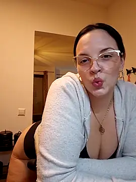 Jujuicy 97 online show from November 30, 9:19 pm