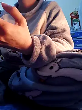 JasminePham online show from January 18, 12:35 am