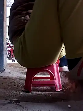 JasminePham online show from February 9, 4:14 am