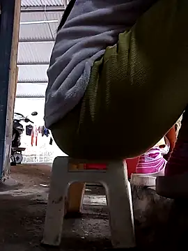 JasminePham online show from March 1, 2:04 am