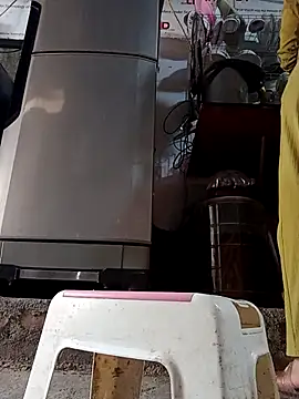 JasminePham online show from March 17, 7:35 am