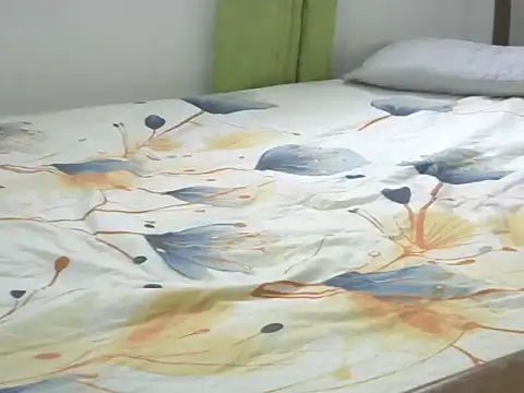 Andres J4 online show from April 4, 1:19 pm