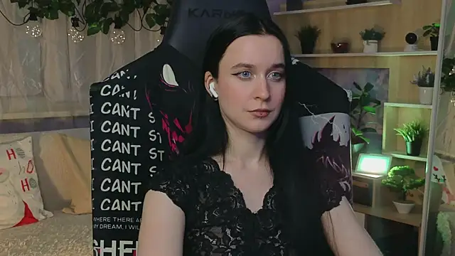 KiraLiLime online show from March 9, 9:36 pm