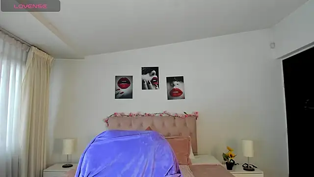 Snapshot of _Charlotte_evans_1 chatting on January 12, 8:36 pm Charlotte evans 1 online show from January 12, 8:36 pm