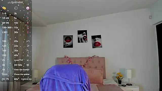 Snapshot of _Charlotte_evans_1 chatting on January 27, 7:46 pm Charlotte evans 1 online show from January 27, 7:46 pm