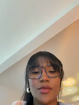 Snapshot of Jessie-pradoo chatting on April 14, 10:05 pm Jessie-pradoo online show from April 14, 10:05 pm