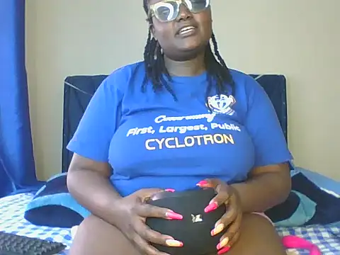 Snapshot of Montel_Montel_ chatting on January 19, 12:50 pm Montel Montel online show from January 19, 12:50 pm