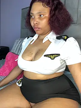Snapshot of Anaelle24 chatting on January 11, 9:04 pm Anaelle24 online show from January 11, 9:04 pm